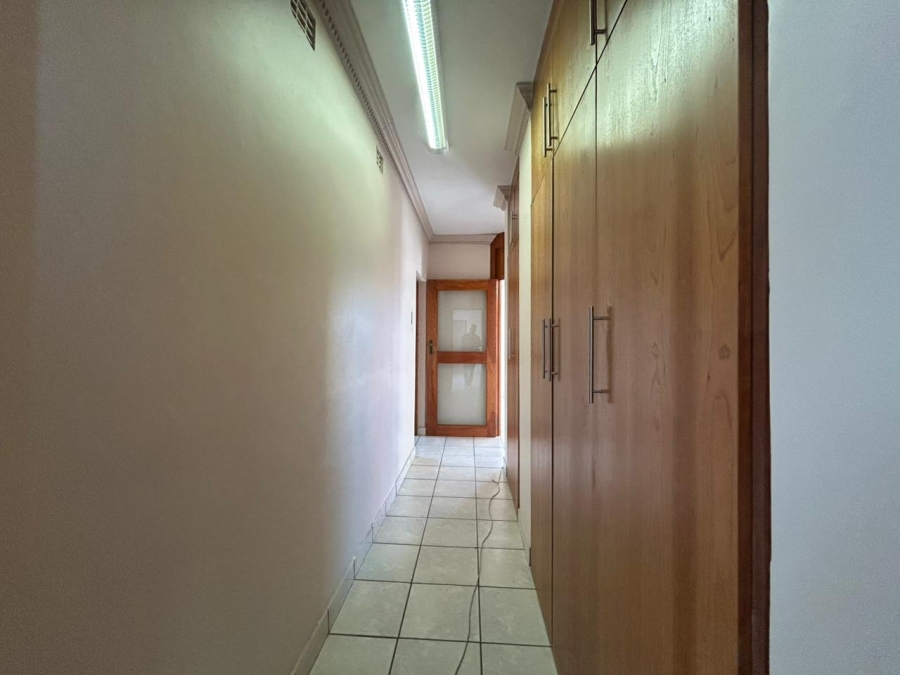 5 Bedroom Property for Sale in Birdwood Estate North West